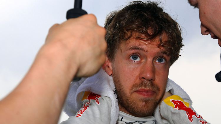 Nicht sein Rennen: In Malaysia ging für Sebastian Vettel schief, was schief gehen kann. Und ausgestanden ist der Pleiten-Grand-Prix für den Doppelweltmeister auch noch nicht.