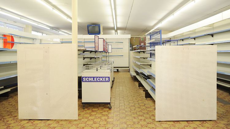 Gähnende Leere bei Schlecker.