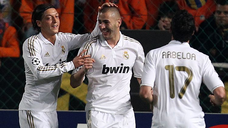 Karim Benzema erzielte das erste und letzte Real-Tor gegen APOEL Nikosia. Zwischendurch traf noch Kaka.
