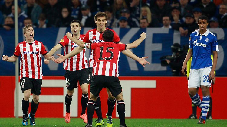 Bilbaos Fernando Llorente erzielte genauso viele Tore wie Schalkes Raul. Allerdings erzielte Raul alle Schalke-Tore, Llorente hingegen nur die Hälfte der Bilbao-Treffer.