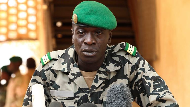 Putschistenführer Amadou Sanogo fühlt sich den Angriffen von Tuareg und Islamisten im Norden Malis nicht gewachsen. Das Ausland soll helfen.