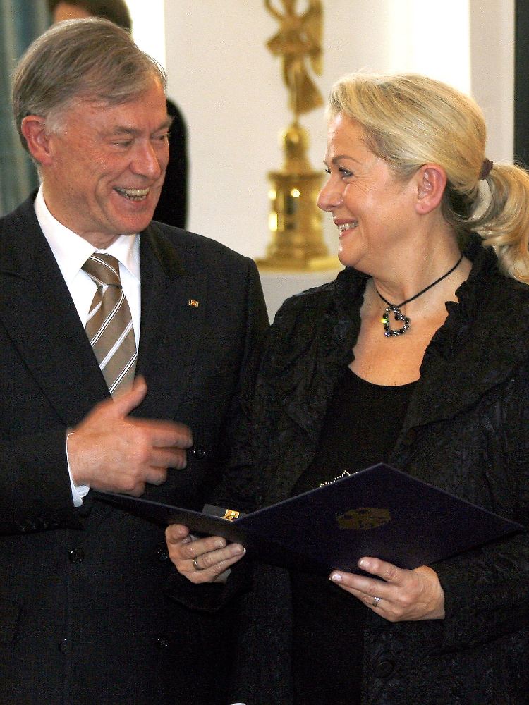 Bundespräsident Horst Köhler und die "Frau vom Checkpoint Charlie", Jutta Fleck aus Wiesbaden.