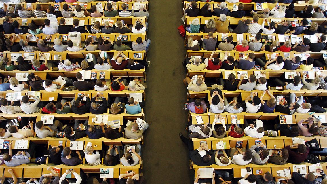 Massenuni bleibt: Mit Einführung der neuen Studiengänge wurde die Betreuung nich verbessert.