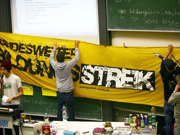 Mit Aktionen in ganz Deutschland haben die Studenten auf ihre Situation aufmerksam gemacht.