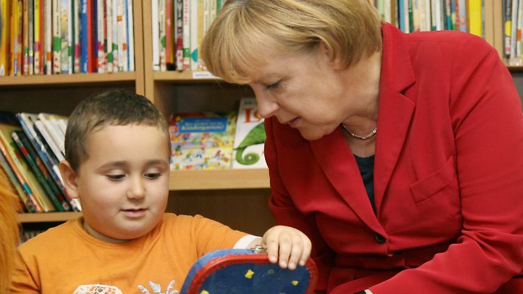 Die Familienpolitik der Regierung Merkel ist ein Widerspruch in sich.