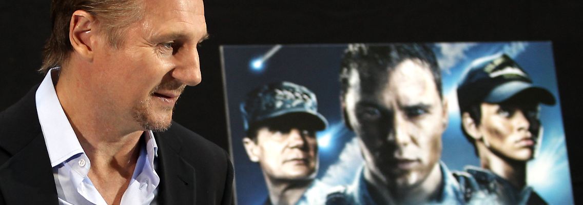 Liam Neeson spielt den harten, aber dann doch herzlichen Admiral Shane.