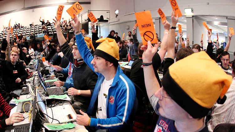 Umfragehoch: Die Piraten erhalten immer mehr Zustimmung aus der Bevölkerung, obwohl ihnen ein richtiges Programm noch fehlt.