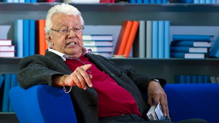 Der TV-Moderator Dieter Thomas Heck ist von Kanzlerin Angela Merkel angetan.