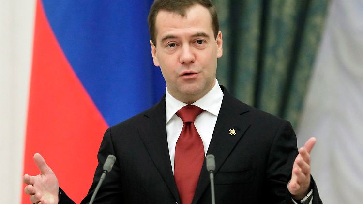 Präsident Medwedew sieht in dem neuen Parteiengesetz einen Schritt hin zu mehr "Liberalisierung" in Russland.