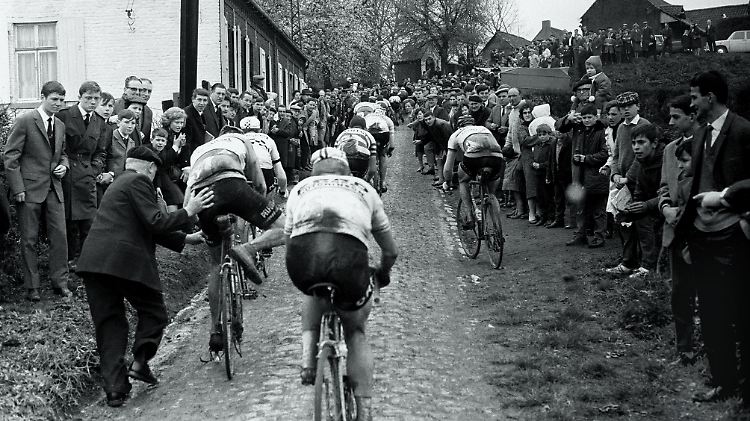Paris-Roubaix ist ein Spektakel für die Zuschauer, die hautnah dran sind am Renngeschehen.