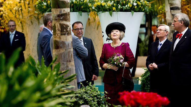 Königin Beatrix bei der Eröffnung.