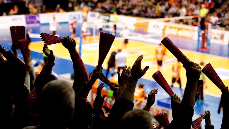 Euphorie in Berlin, Euphorie in Haching. Grund: Der Einzug ins Finale um die deutsche Volleyball-Meisterschaft. Serienmeister Friedrichshafen geht diesmal leer aus.