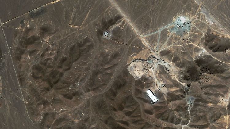 Auf diesem Satellitenbild sollen die überirdisch gelegenen Teile der Anlage Fordo zu sehen sein.