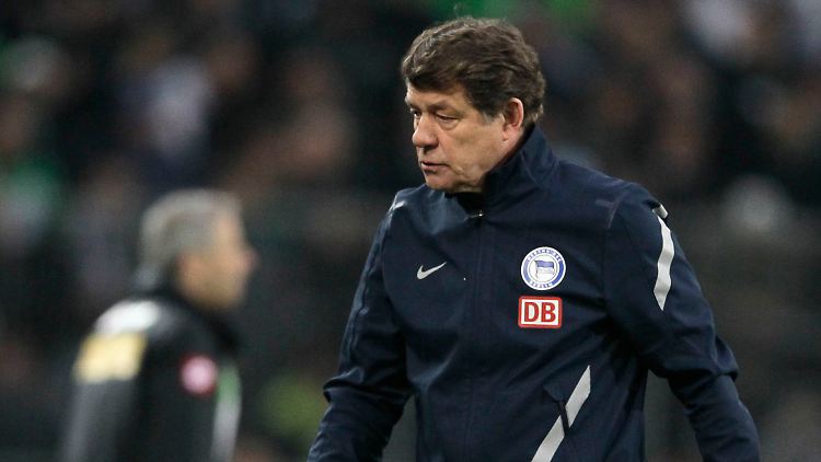 Seine Hertha braucht dringend Siege.