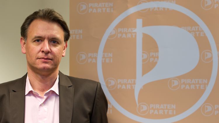 Lessmann meint: "In jeder Partei gibt es einen gewissen Prozentsatz Idioten."