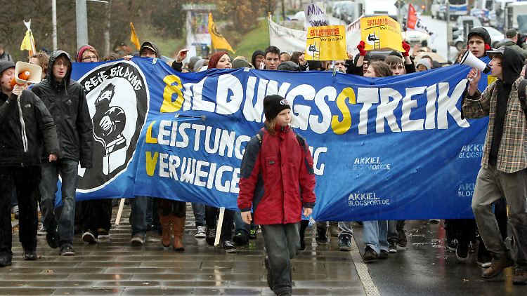 Besetzte Hörsäle, Petitionen an Rektoren und landesweite Proteste: Der Bildungsstreik 2009 scheint Früchte zu tragen.