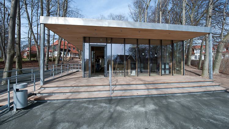 Blick auf den neuen Pavillon des Gerhart-Hauptmann-Hauses in Kloster auf der Insel Hiddensee.