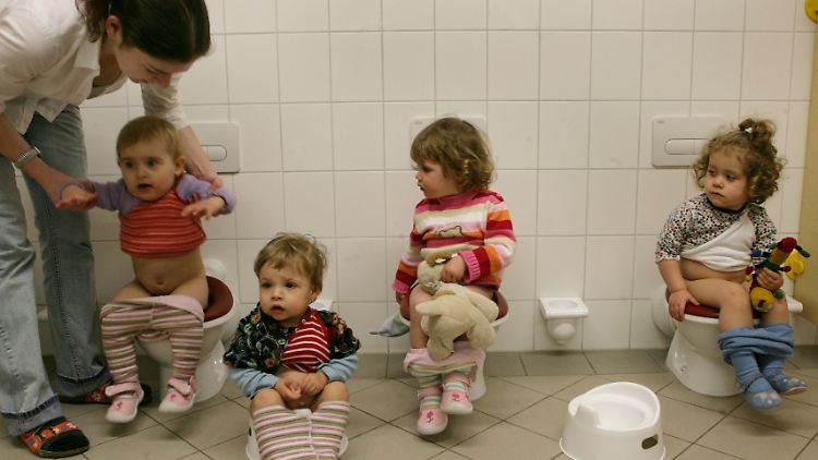 Gute Nachrichten für Kinder und Eltern. Die Zahl der Kindergartenplätze steigt.