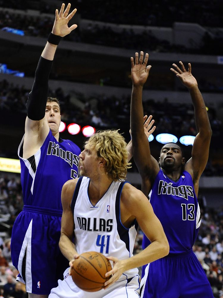 Dirk Nowitzki, Würzburger Wurfwunder.