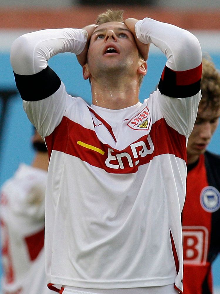 Als Dauerreservist beim VfB kann sich Thomas Hitzlsperger nicht für die WM empfehlen. Das hat Löw in Stuttgart deutlich gemacht.