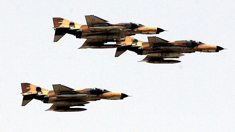 Die iranische Luftwaffe.