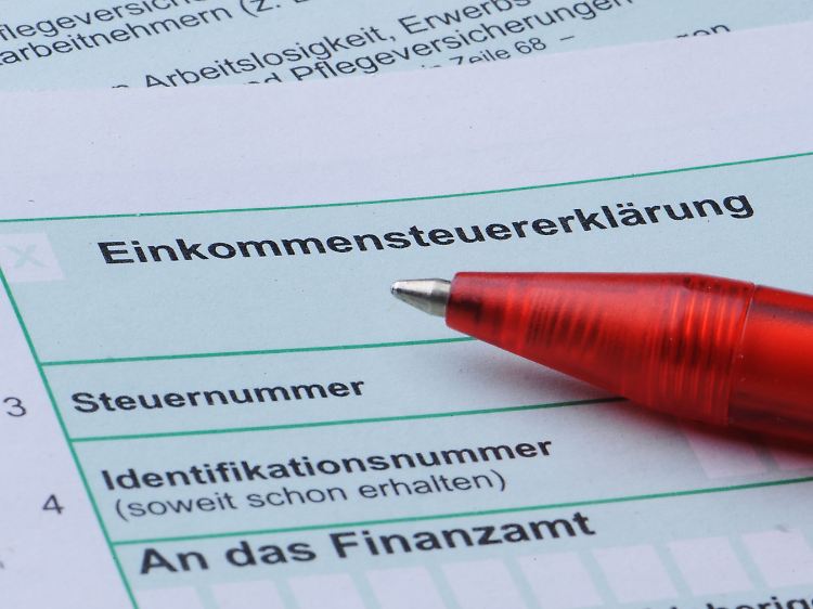 Neun von zehn Steuerzahlern bekommen vom Staat Geld zurück.