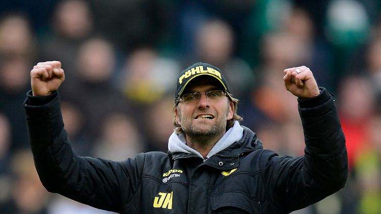 Hände in den Himmel: Jürgen Klopp, Trainer der Borussia aus Dortmund.