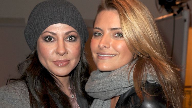 Wie die Mutter so die Tochter: Beide Thomalla-Frauen haben sich nun für den Playboy ausgezogen.