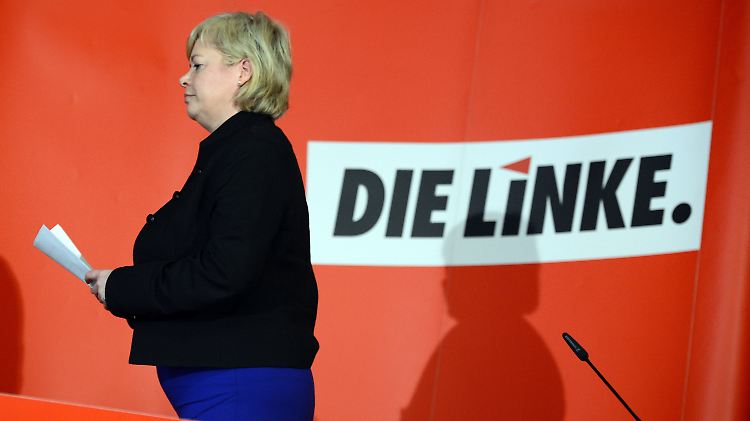 Gesine Lötzsch hat den Posten aus privaten Grünen hingeschmissen.