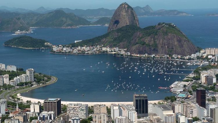 Blick auf Rio de Janeiro: Aufgrund des Karnevals und der bevorstehenden Fußball-WM waren die Hotelübernachtungen hier mit durchschnittlich 239 Euro pro Zimmer am teuersten.