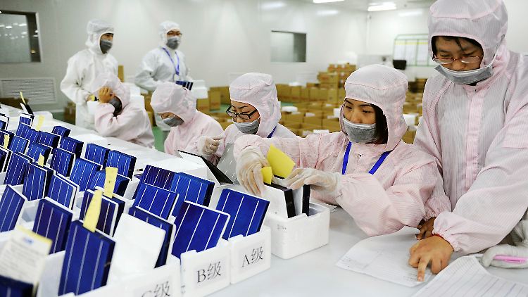 "Teilweise 30 Prozent unter den eigenen Kosten": Solarzellen-Produktion in einem Werk in Hefei.