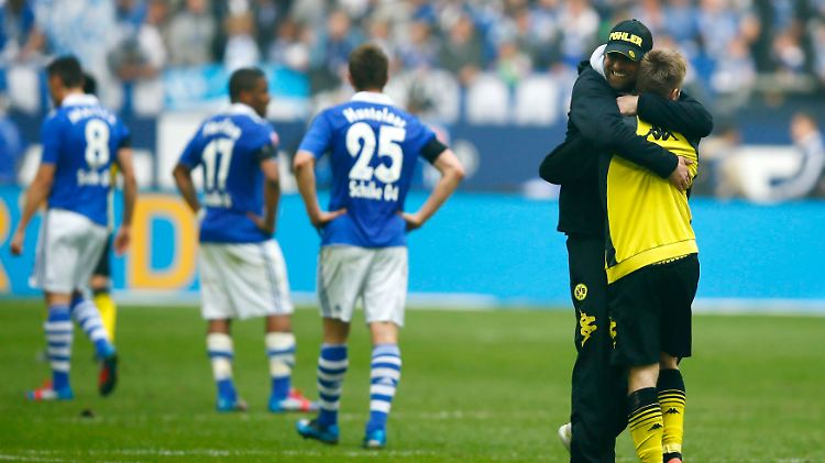 Fassungslos vor Glück über sein Team war BVB-Coach Jürgen Klopp nach dem gedrehten Revier-Derby.