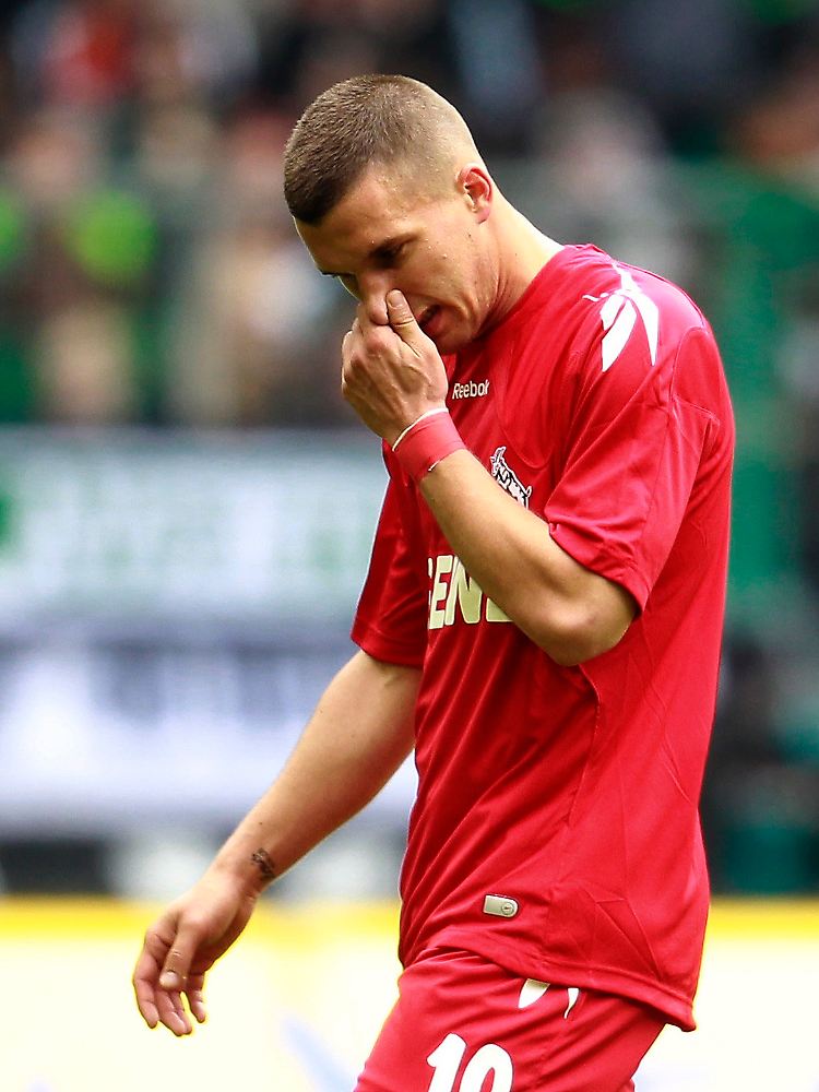 Die Appelle von Neu-Coach Frank Schaefer fruchteten überhaupt nicht. FC-Star Lukas Podolski agierte wie das gesamte Team ganz schwach.