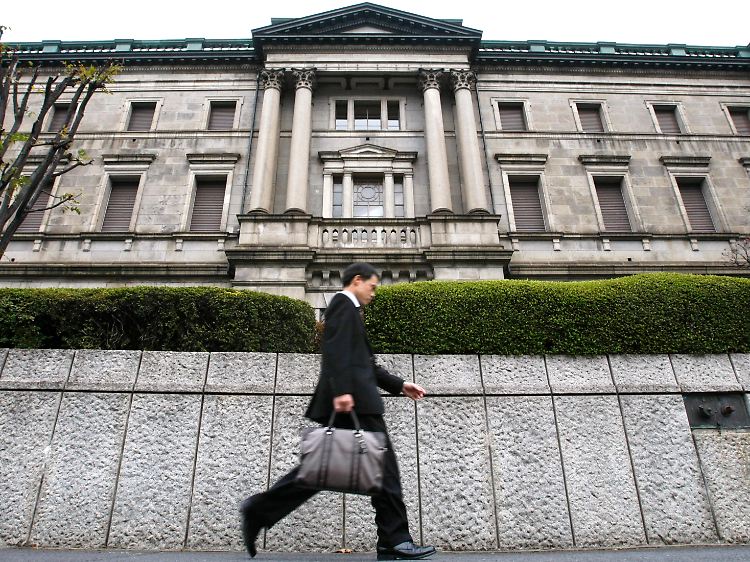 Der Druck der japanischen Regierung wirft Fragen zur Unabhängigkeit der Notenbank auf.
