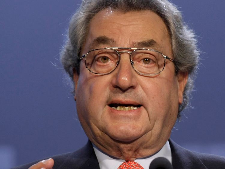 Dieter Hundt wurde gestern bereits als Präsident des Arbeitgeberverbandes bestätigt.