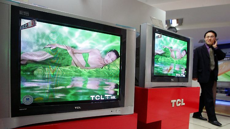 TCL-Technik könnte bald in Ikea-Möbeln stecken.