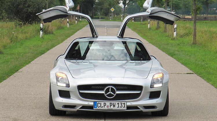 AMG bastelt am Antrieb.