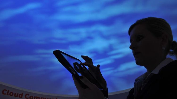 In der IT-Branche wird das Cloud Computing als Heilsbringer gefeiert.
