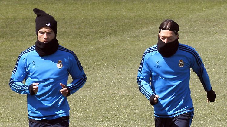 Keine Sorge: In Trainingsklamotten muss Cristiano Ronaldo gegen den FC Bayern nicht auflaufen.