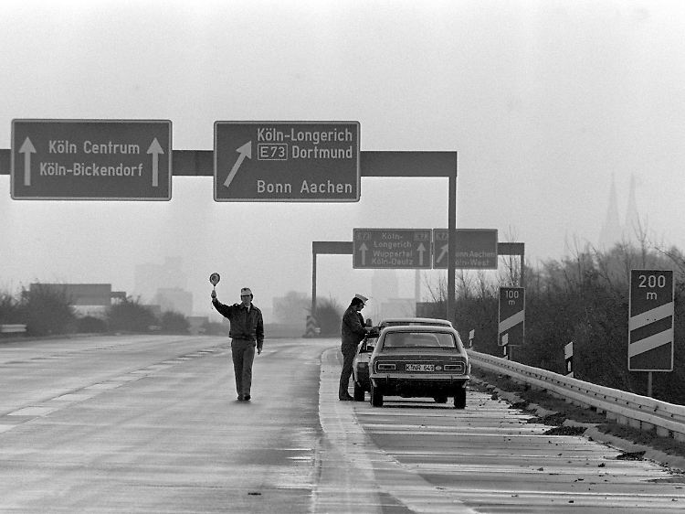 Das Fahrverbot wurde genau kontrolliert. Die Zahl der Verstöße hielt sich in Grenzen.