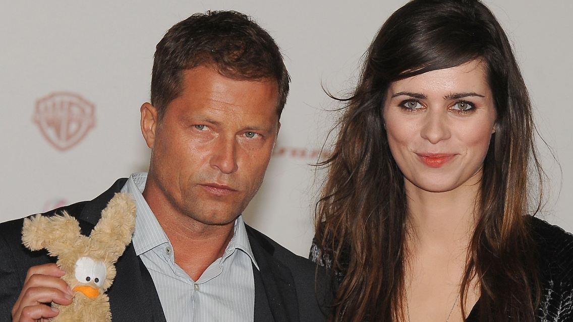 Von den Keinohrhasen zu den Zweiohrküken: Der hier noch nicht betrunkene Til Schweiger samt Filmfreundin Nora Tschirner.