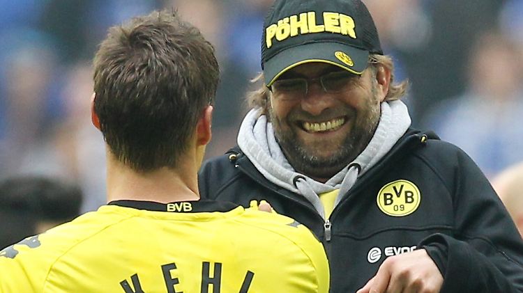 Titel im Sack: Dortmunds Trainer Jürgen Klopp und Sebastian Kehl, sein Kapitän.