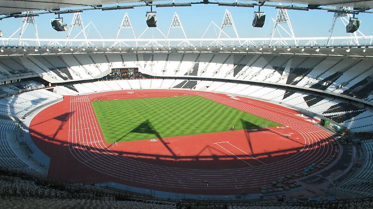 Über eine Million Karten hätten die Veranstalter für das 100-Meter-Finale der Männer verkaufen können - so viele Sportfans wollten das Rennen sehen. Doch nur 40.000 Menschen passen in das Olympiastadion.