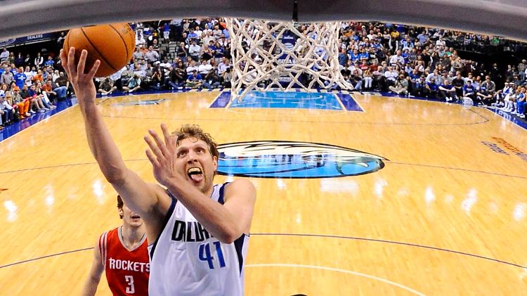 Hoch hinaus: Die Mavericks mit Dirk Nowitzki.