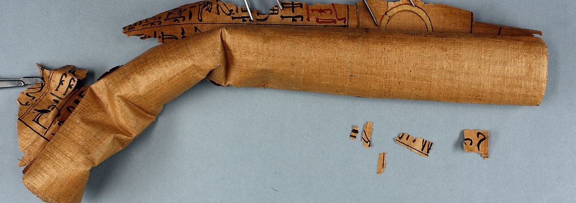Dieser ägyptische Totenbuch-Papyrus ist 3500 Jahre alt.