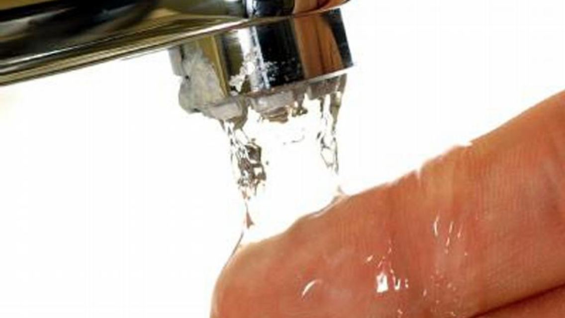 Unsauberes Trinkwasser ist in manchen Ländern häufig die Ursache für Erkrankungen.