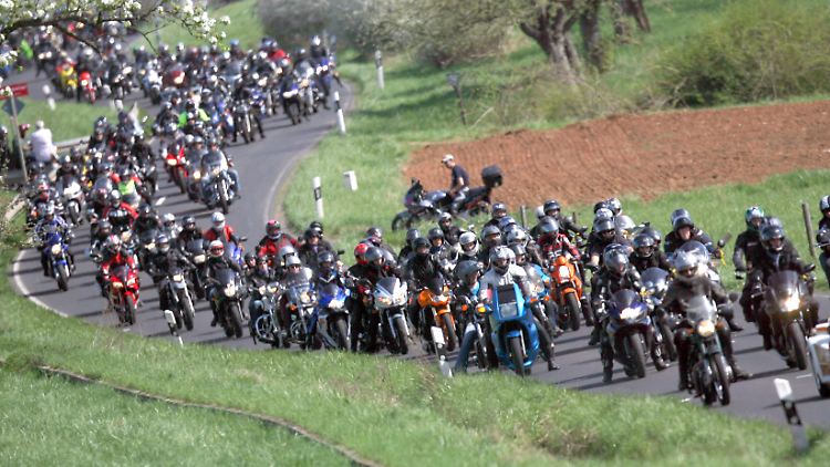 Bild 7 Motorradfahrer.jpg