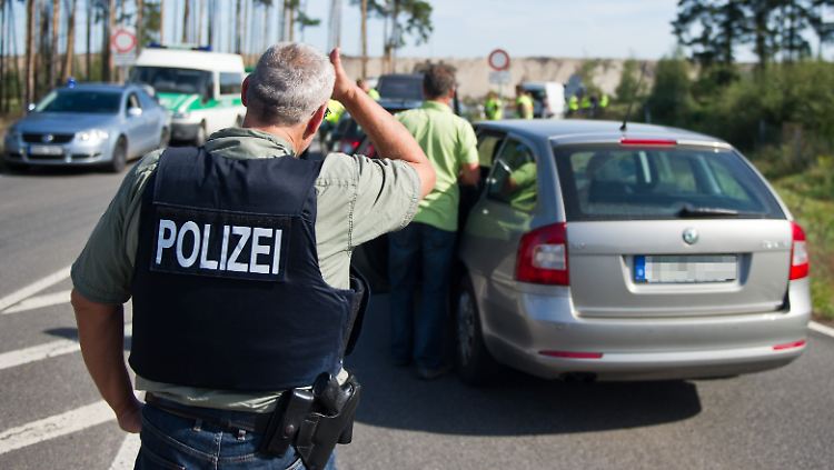 Bei einer Fahrzeugkontrolle unweit der deutsch-polnischen Grenze.