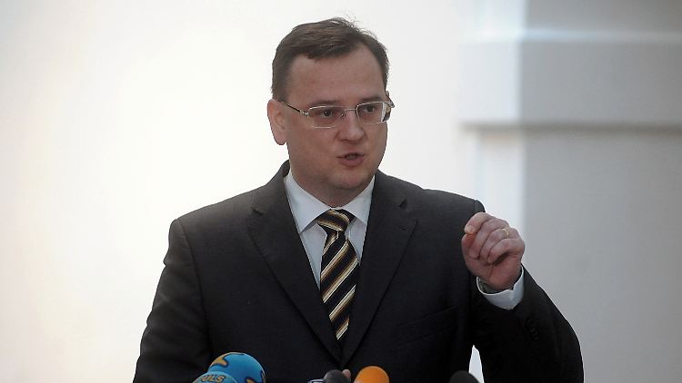 Ministerpräsident Necas will Neuwahlen verhindern.
