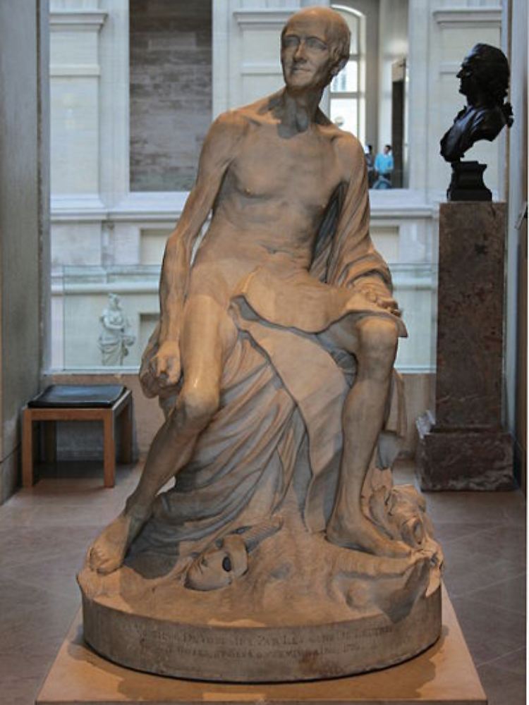 Sonst im Louvre, jetzt im Neuen Palais: der nackte Voltaire von Pigalle, 1776.